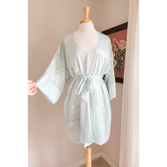 Vintage Sheer Floral Two Piece Robe & Slip Matching Set L.A. Intimates Nightgown - Picture 10 of 16